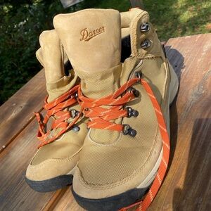 DANNER Adrika Hiking Boots